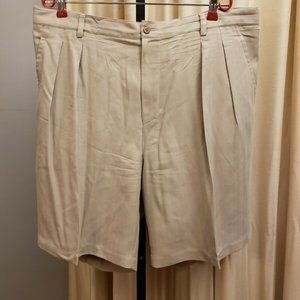 Baracuta 100% Silk Men's Dress Shorts Pleated Beige Size 40